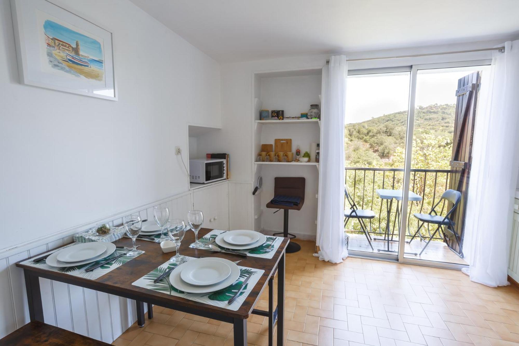 Cosy Apartment In Ancient Gabian With River And Vineyard Views Exterior photo