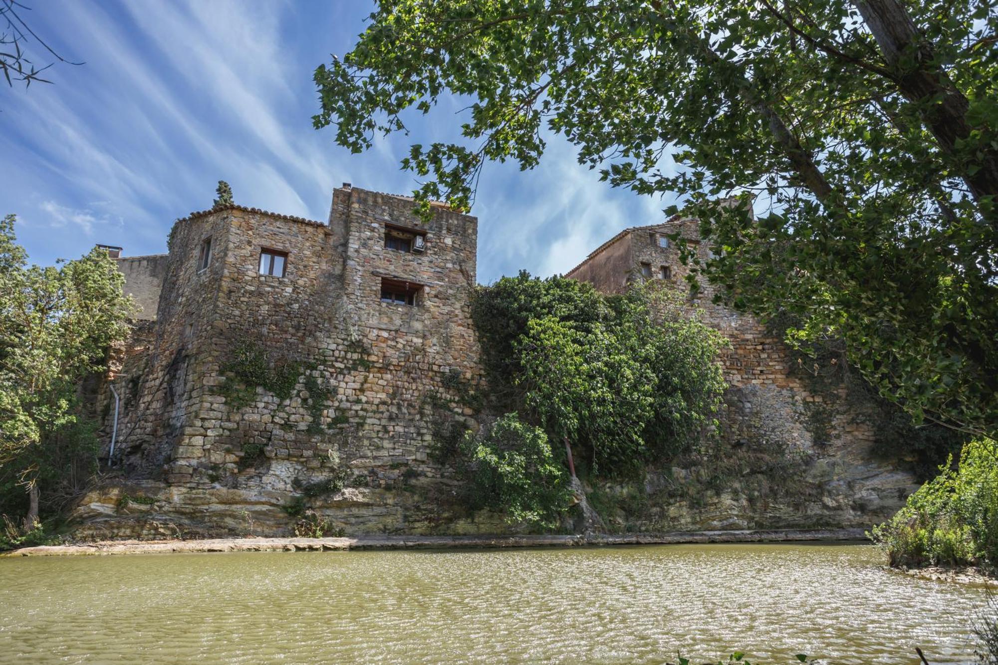 Cosy Apartment In Ancient Gabian With River And Vineyard Views Exterior photo